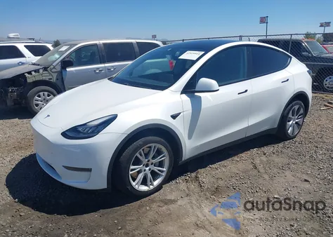 2021 Tesla Model Y Long Range Dual Motor All-Wheel Drive from USA, damaged, VIN 5YJYGDEE6MF063038